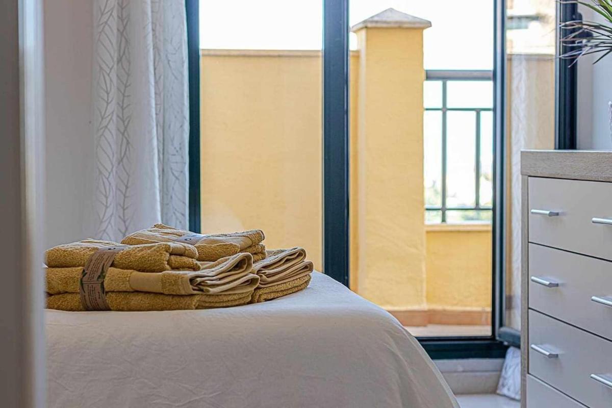 797 Holiday Rentals - Moderno Piso Para 5 Con Hermosas Vistas Беналмадена Екстериор снимка