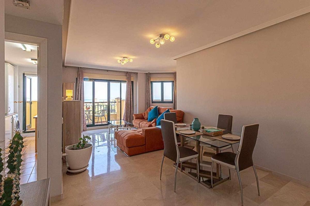 797 Holiday Rentals - Moderno Piso Para 5 Con Hermosas Vistas Беналмадена Екстериор снимка